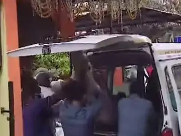 पत्नी ने खाया जहर, पति ने खुद को गोली मारी