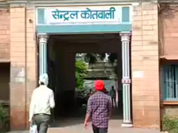 बिना तलाक दूसरी शादी करने वाले व्यवसायी पर FIR