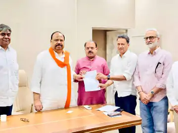 भोपाल की नई कलेक्टर गाइडलाइन का विरोध