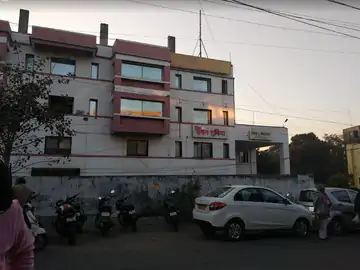 नवभारत प्रेस के डायरेक्टर पर स्पेशल कोर्ट में PC दायर