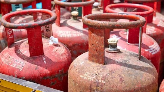 MP में भी घरेलू LPG सिलेंडर महंगा, कल बढ़ेंगे ₹50