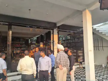 सीहोर में प्रबंध संचालक ने की छापेमारी