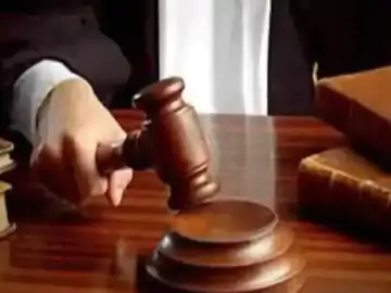 पूर्व IFS ललित मोहन बेलवाल पर FIR