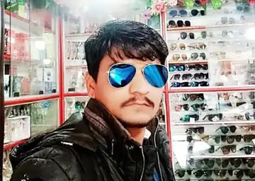 हनीट्रैप में फंसे युवक ने सल्फास खाया