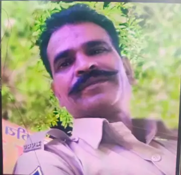 पुलिसकर्मी को बेसुध होने तक पीटा, पत्थर-लाठी मारकर हत्या