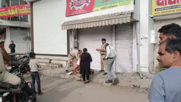 सिर पर पत्थर मारकर मजदूर की हत्या