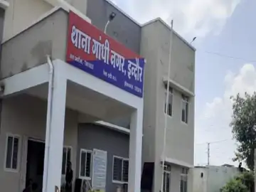 बिल्डर ने झांसा देकर ठग लिए साढ़े 9.50 लाख