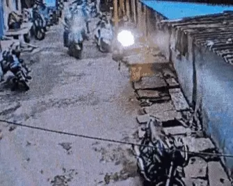 भोपाल में जुबेर मौलाना गैंग ने की फायरिंग VIDEO