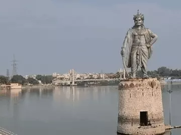 इस गर्मी बड़ा तालाब में 4 फीट पानी ही घटा