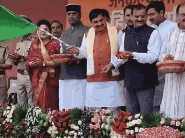 भोपाल में अहिल्या वाहिनी बाइक रैली