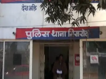 मल्टी में लाइट गई, लिफ्ट में फंसा मासूम:पिता को पड़ा अटैक, अस्पताल में हुई मौत