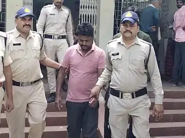 पैसों के लिए बेटे ने की पिता की हत्या