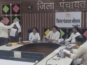 भोपाल DPC को हटाया, रुपए लेन-देन से सुर्खियों में आए