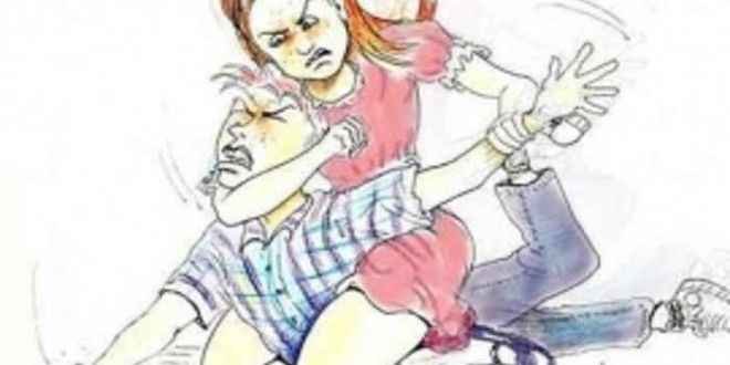 एसपी से युवक बोला- मुझे मेरी बीवी से बचाओ:परिजन बोले- बहू घुमाने ले जाना चाहती हैं, सोनम जैसे हत्या न करवा दें