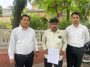 फ्रैक्चर हुआ था, इलाज में लापरवाही से अब पैर कटने की नौबत