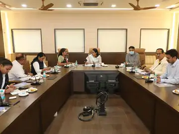 केंद्र के तीन सचिव पहुंचे भोपाल, योजनाओं की समीक्षा की