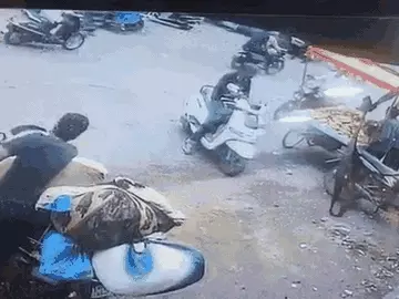 हमीदिया रोड पर बेकाबू बोलेरो ने युवक को मारी टक्कर