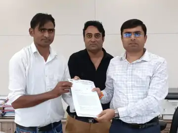 6 माह से नहीं मिला आउटसोर्स स्वास्थ्यकर्मी को वेतन