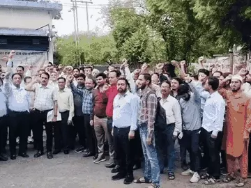 12 जुलाई को प्रदर्शन करेंगे बिजलीकर्मी