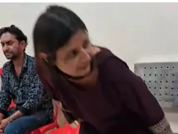 वंदे भारत एक्सप्रेस में नशेड़ी युवक-युवती का हंगामा