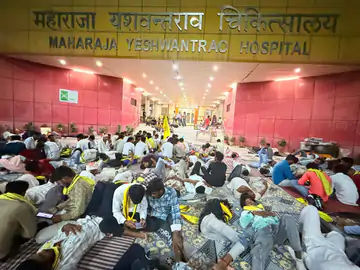 चूहा कांड, डीन-सुपरिटेंडेंट को हटाने पर अड़े जयस कार्यकर्ता