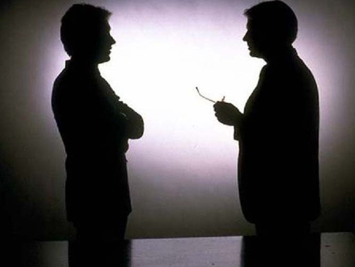 भोपाल में पूर्व-IAS परिवार और पड़ोसी के बीच विवाद