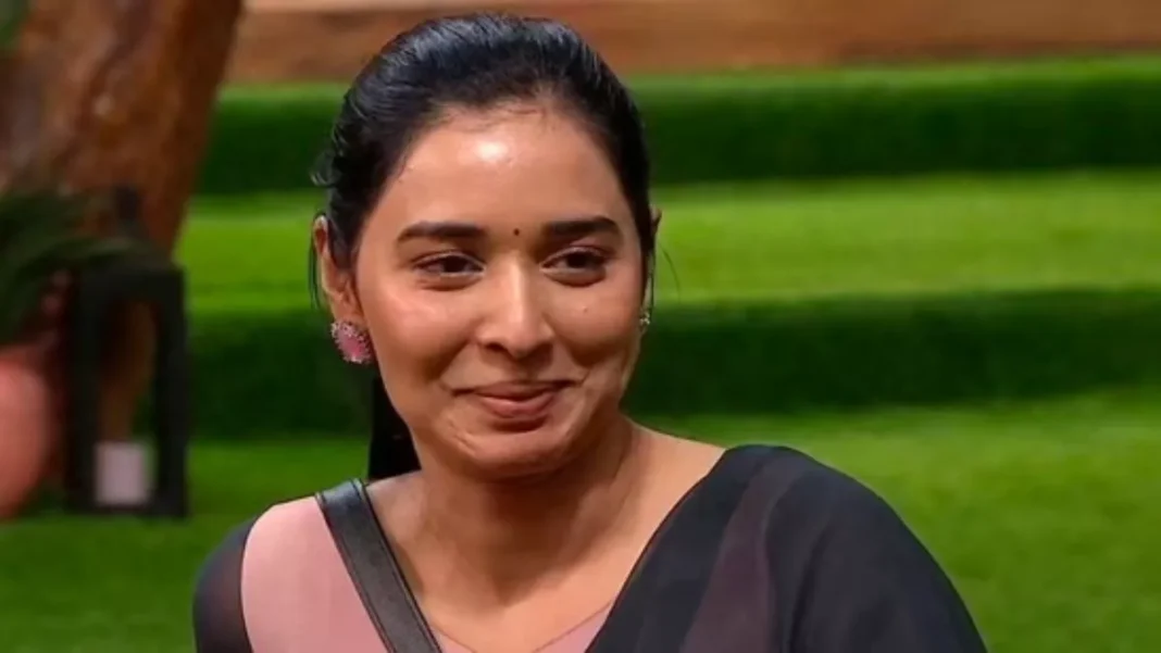 बिग बॉस फेम तान्या मित्तल के खिलाफ ग्वालियर में शिकायत