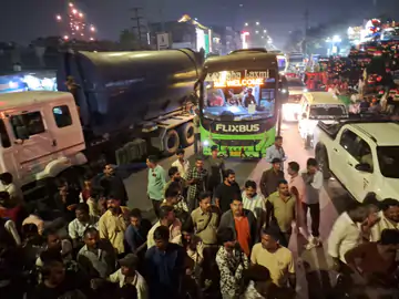 नगर निगम अधिकारी को थप्पड़ मारा