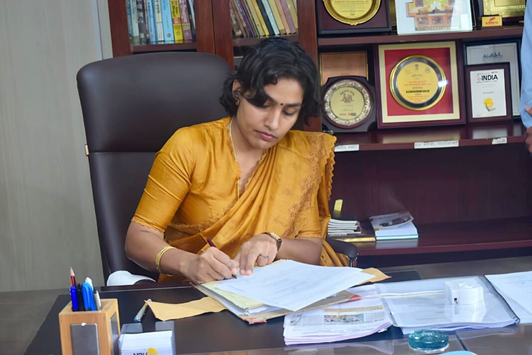 नवनियुक्त भोपाल नगर निगम आयुक्त संस्कृति जैन ने कार्यभार ग्रहण किया