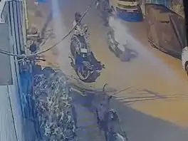 भोपाल में घर के बाहर पटाखे फोड़ने के विवाद में फायरिंग