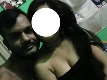 हिंदू जागरण मंच के नेता की आपत्तिजनक तस्वीरें