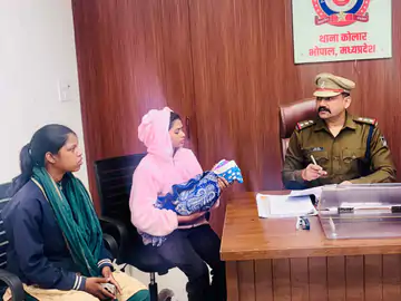 ट्रेन में नवजात को छोड़कर महिला फरार