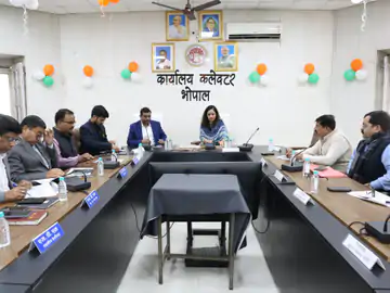 वोटर लिस्ट से नाम हटाने के 10 हजार फॉर्म आए