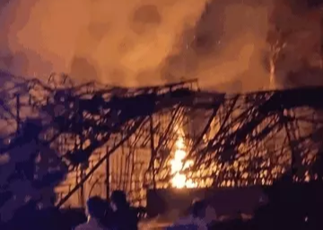 शादी की खुशियां दहशत में बदलीं, होटल प्ले एंड रिसोर्ट में गैस सिलेंडर ब्लास्ट