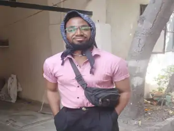 वीजा खत्म होने के बाद भी शहर में छिपा था नाइजीरियन, गर्लफ्रेंड से मिलने पहुँचा तो चढ़ा पुलिस के हत्थे