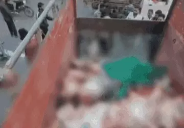 राऊ में मांस से भरा वाहन पकड़ाया, बजरंग दल का हंगामा; ड्राइवर हिरासत में