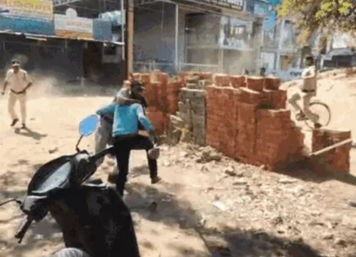 भोपाल: अस्पताल में युवक की मौत पर बवाल, परिजनों का पथराव, पुलिसकर्मी घायल