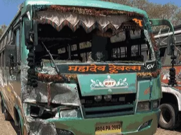 बैरसिया में रफ्तार का कहर: बस की टक्कर से बाइक सवार दंपती की मौत