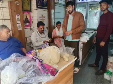 होली से पहले मिलावटखोरों पर ‘हंटर’: MP में 26 लाख का जहरीला मावा और पनीर जब्त