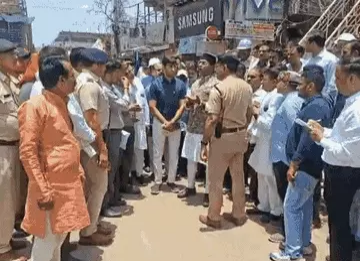 भोपाल में भीषण गर्मी के बीच गहराया जल-बिजली संकट; मेट्रो और NHAI की लापरवाही पर मंत्री की फटकार