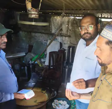 भोपाल: भदभदा चौराहे पर कुल्फी की अवैध फैक्ट्री सील, गंदगी देख भड़का निगम