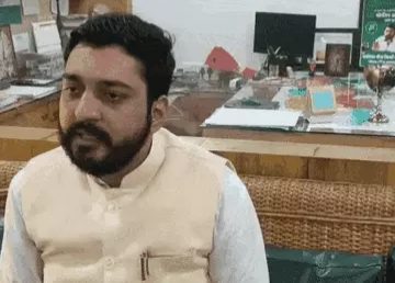 मप्र वक्फ बोर्ड विवाद: AIMIM ने अध्यक्ष के सामाजिक बहिष्कार का किया ऐलान