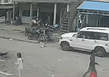 बैरसिया: सड़क पर बैठी 3 साल की बच्ची को स्कॉर्पियो ने कुचला, दर्दनाक मौत