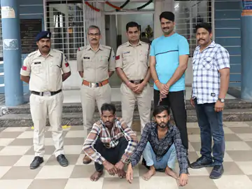 मोबाइल दुकान में चोरी का 24 घंटे में खुलासा, 90 हजार का माल बरामद; दो आरोपी गिरफ्तार
