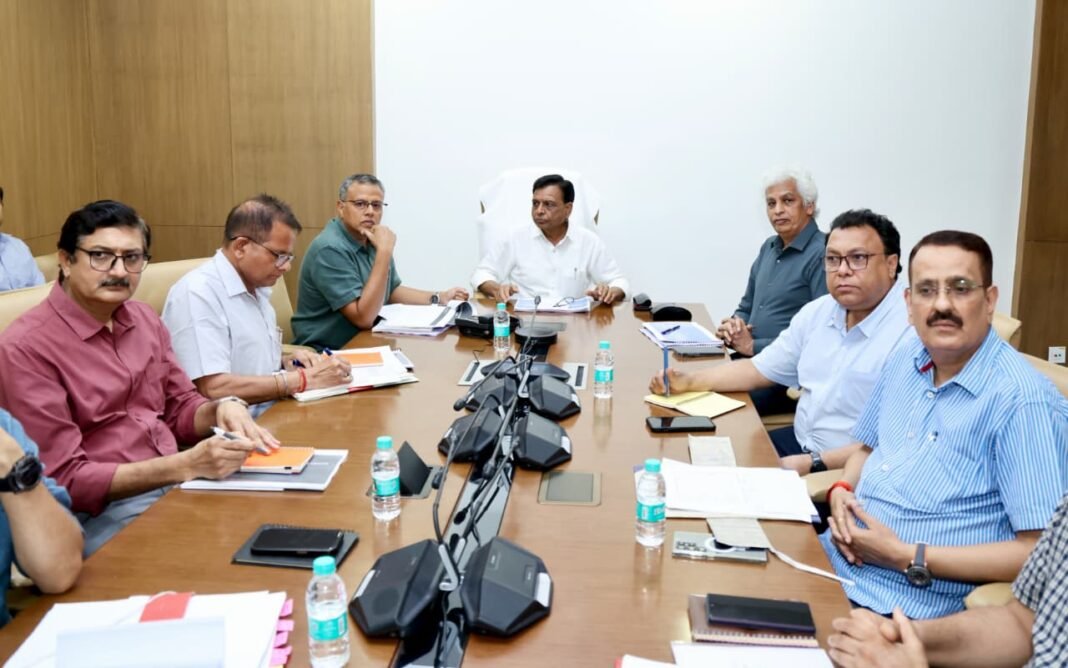 अवैध अहाते तुरंत बंद हों, लापरवाही पर होगी सख्त कार्रवाई: डिप्टी सीएम जगदीश देवड़ा का आबकारी अधिकारियों को कड़ा निर्देश