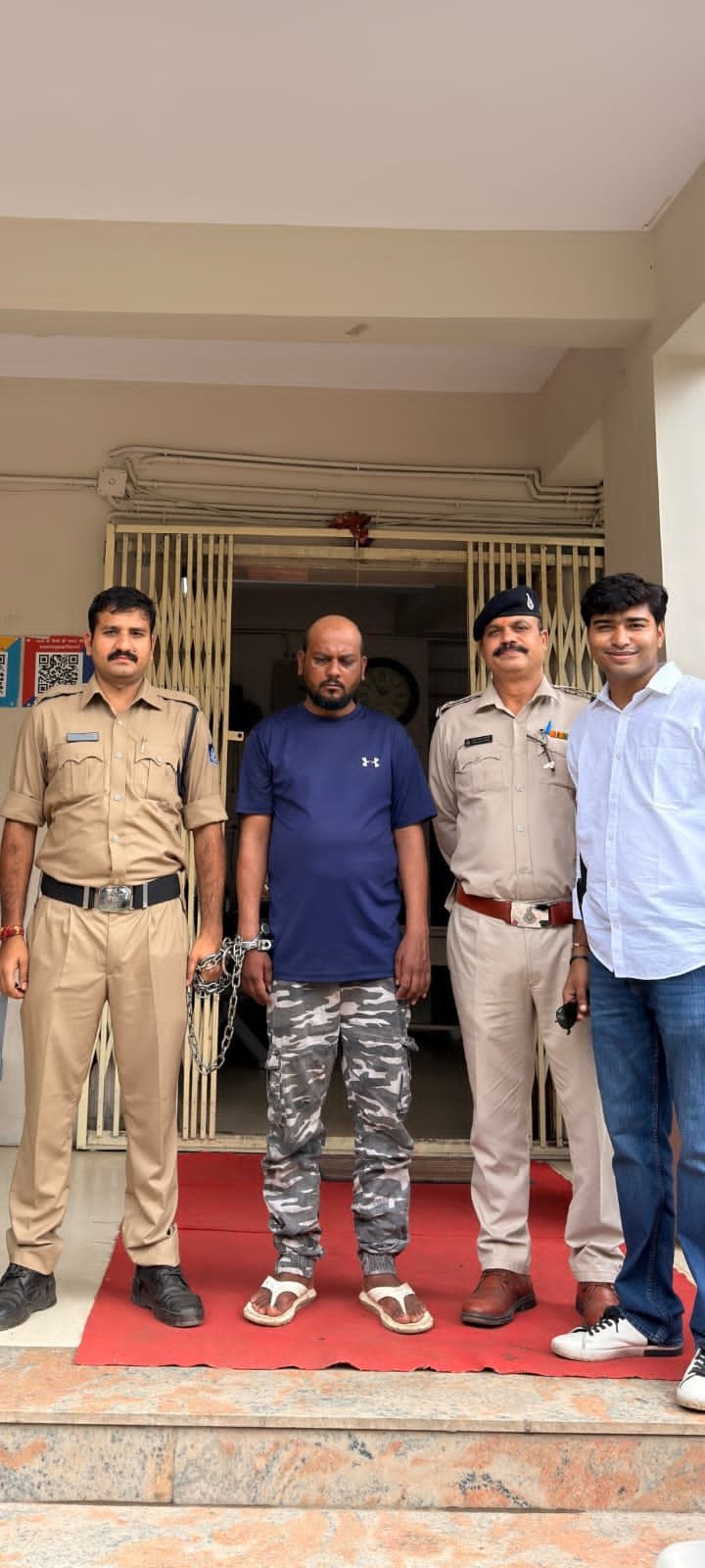 मंगलवारा पुलिस की बड़ी कार्रवाई: बस में जेबकटी करने वाला शातिर बदमाश अवैध छुरी सहित गिरफ्तार