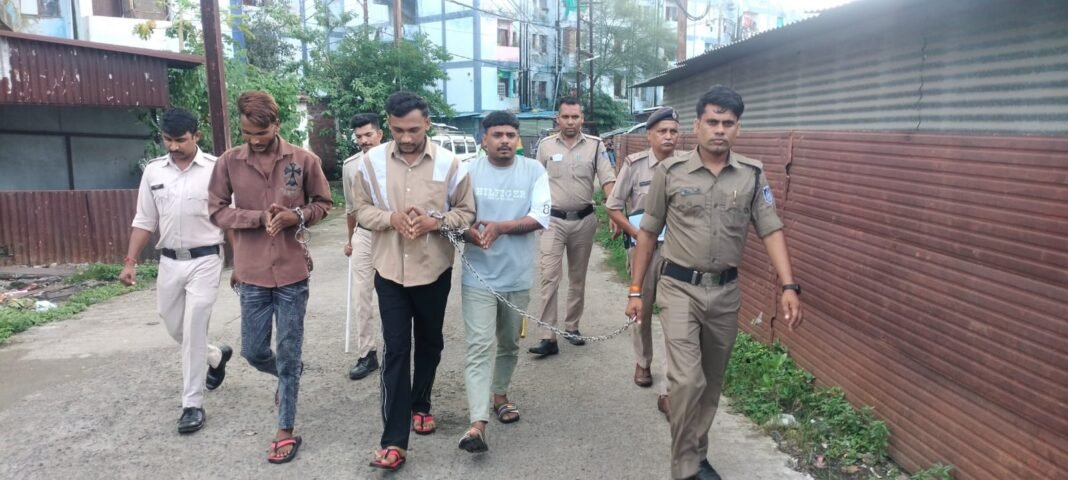 शाहजहाँनाबाद पुलिस की कार्रवाई: प्राणघातक हमला करने वाले चार आरोपी गिरफ्तार, अवैध हथियार जब्त