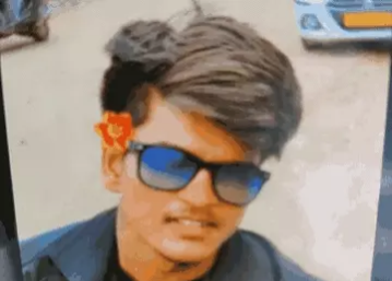 छोटे तालाब में मिला फेब्रिकेशन कामगार का शव, प्रेम प्रसंग में धोखे का आरोप