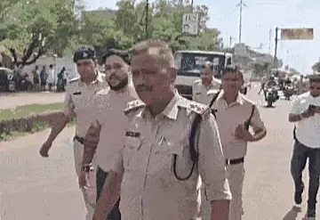 रातीबड़ फायरिंग मामले में मुख्य आरोपी नीतेश ठाकुर का निकला जुलूस, दिल्ली एयरपोर्ट से हुआ था गिरफ्तार