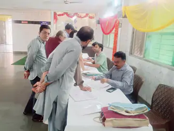 ईदगाह हिल्स में धारण अधिकार पट्टे के लिए लगा कैंप, मिले 30 आवेदन